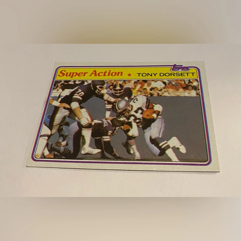 Tony Dorsett 1981 Topps Super Action Football Card #138 Dallas Cowboys Vintage